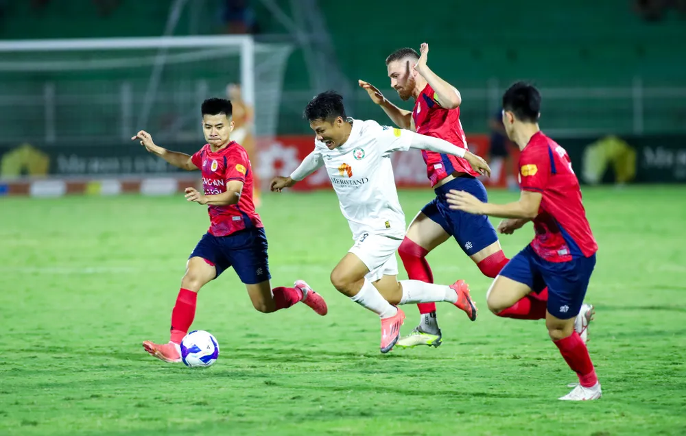 Phong độ và thách thức từ Bình Định